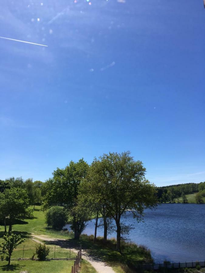 Bar Le Lac Bessines-sur-Gartempe ภายนอก รูปภาพ